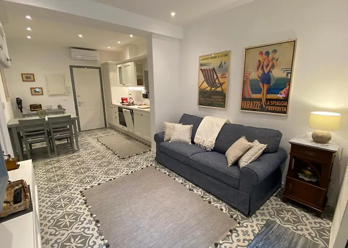 5 Stelle Nel Borgo Di Varazze